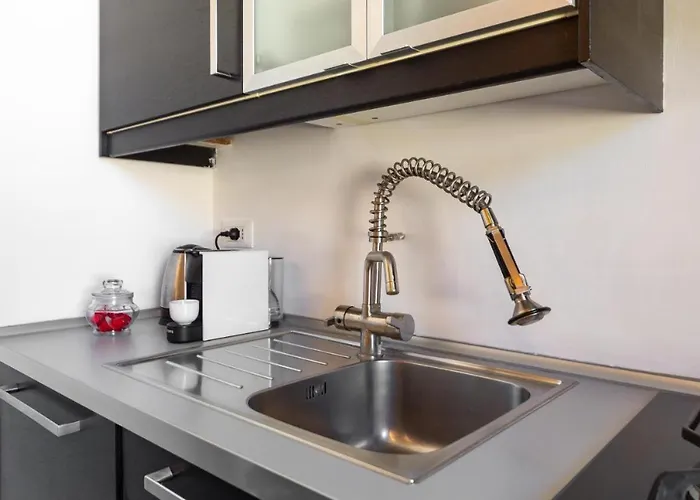 Lux Navigli Center 밀라노