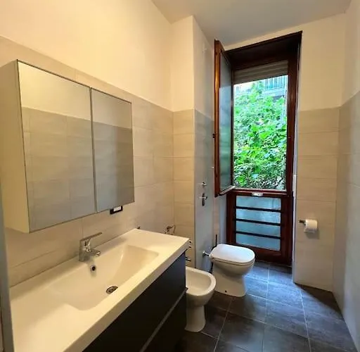 Lejlighed Isola Maciachini Mm 3 - Moderno Trilocale Con Balcone 10 Min Da Stazione *
