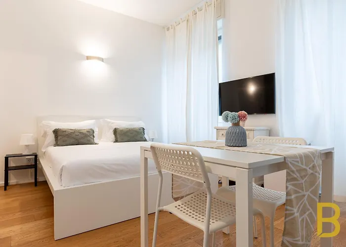 Beplace In De Amicis * Milaan