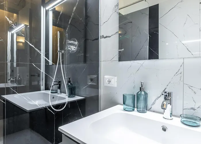 Apartment Landscape Flats *