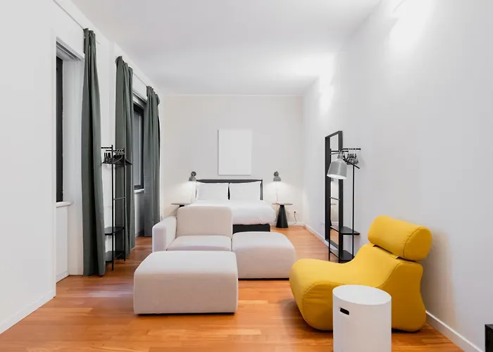 Relstay - Montenapoleone Milano