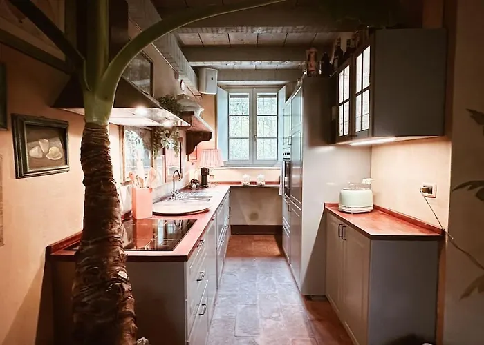 Apartment Con Giardino Privato E Sauna *