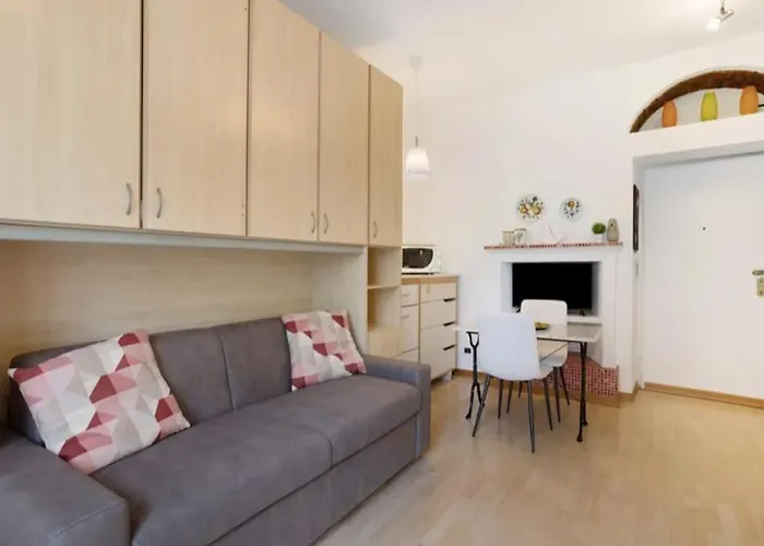 Comfort Duomo - San Siro 10 Minuti Apartman Milánó
