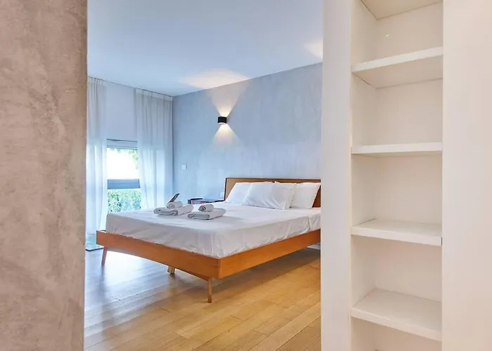アパート Ampia Casa Indipendente Con Giardino Privato ミラノ