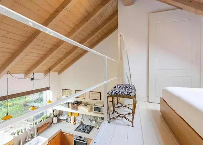 Tiny House On Water Surrounded By Greenery Milano