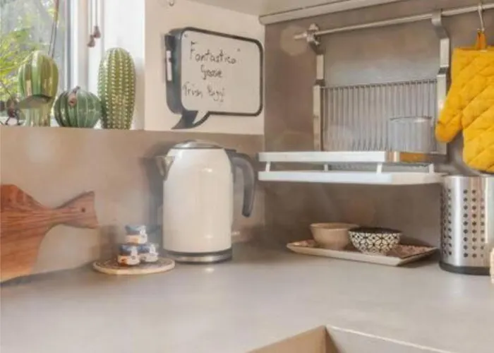 Appartamento Tiny House On Water Surrounded By Greenery