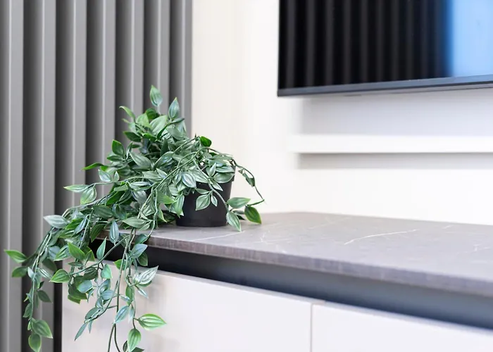 Designed In Center Gae Aulenti Area With Ac, Wifi And Subway Airport Connected Steps From Station Apartamento