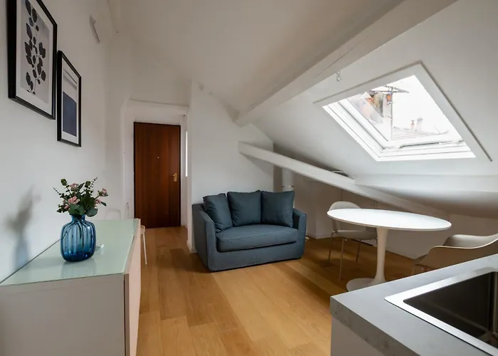 Daire Via Crespi Attic - M1 Pasteur - 10min To Duomo *