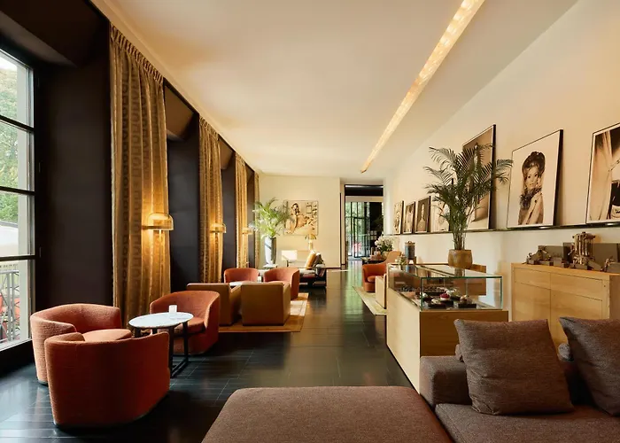 Bvlgari 5* ميلان