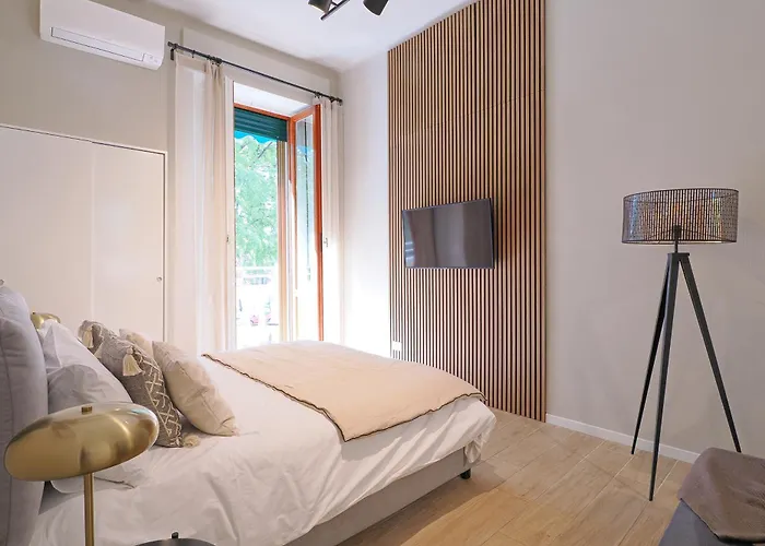 아파트 Boutique Design - Subway 300 Meters 15 Mins From Brera *