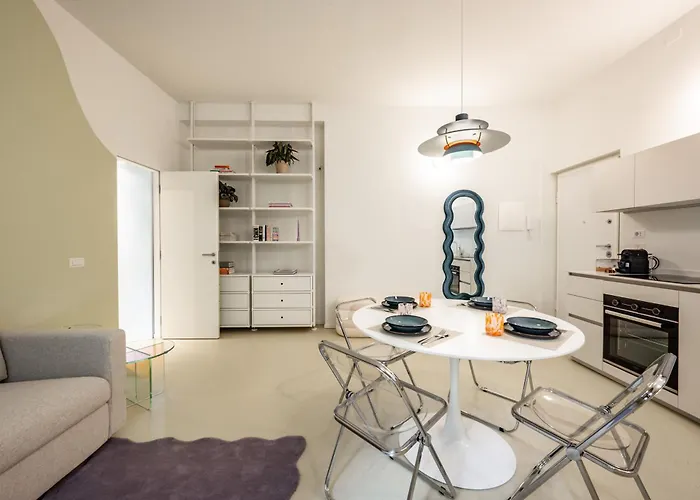 Isola Urban Oasis - Cozy & Stylish * ميلان