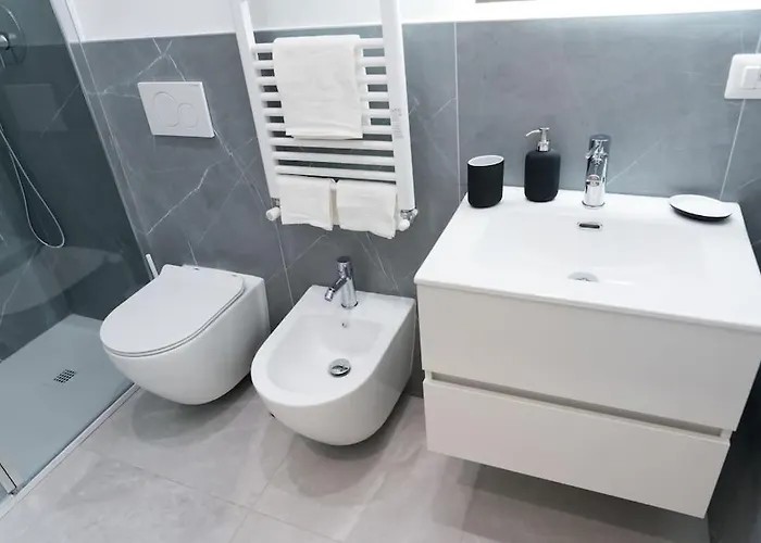 Luxury Sarpi Chinatown Apartament *