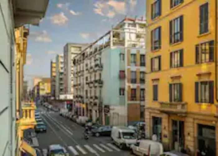 A Few Steps From The Duomo I Design I Free Wifi Apartament *