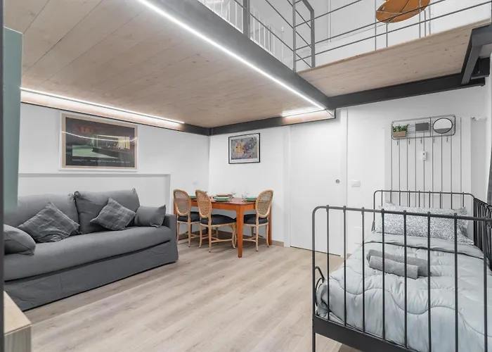 So14 - Loreto - Duomo -central - Comfortable - דירה