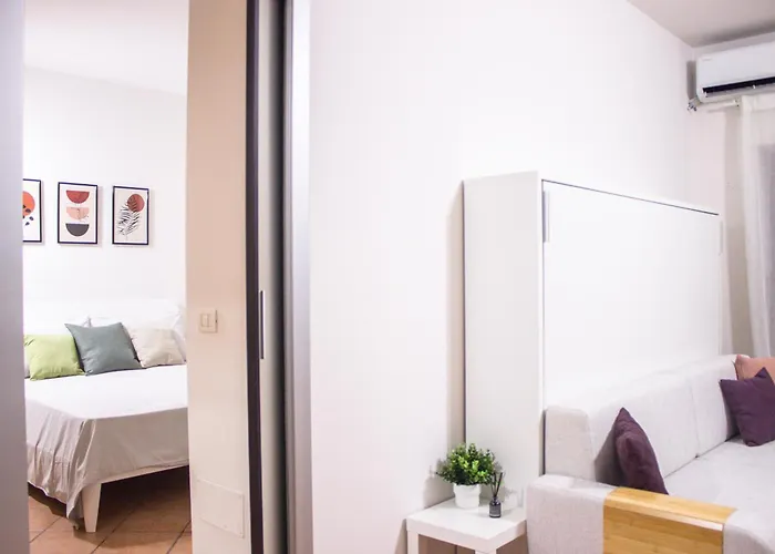 Urban Living - Navigli Bocconi Apartment *