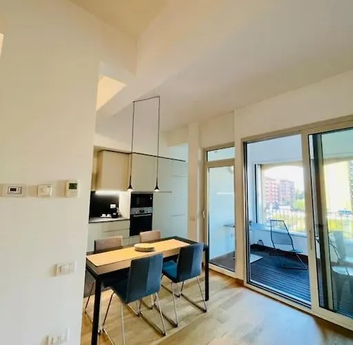 Apartment The Legendary