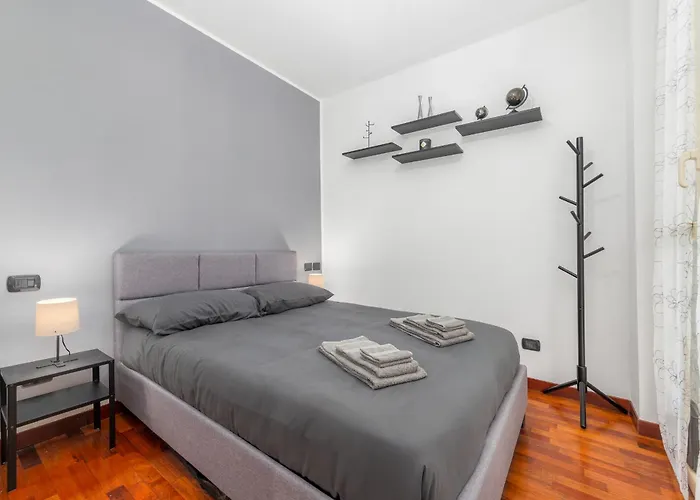 Free Private Parking - 5min To Metro - Balcony - Quiet Appartement Milaan