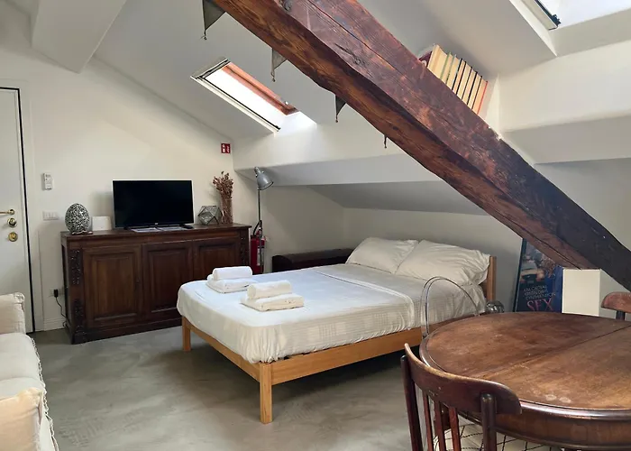 Incantevole Loft Accanto Stazione