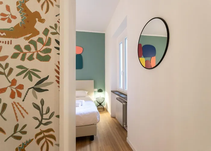 Co99- Large Lanzone Milano