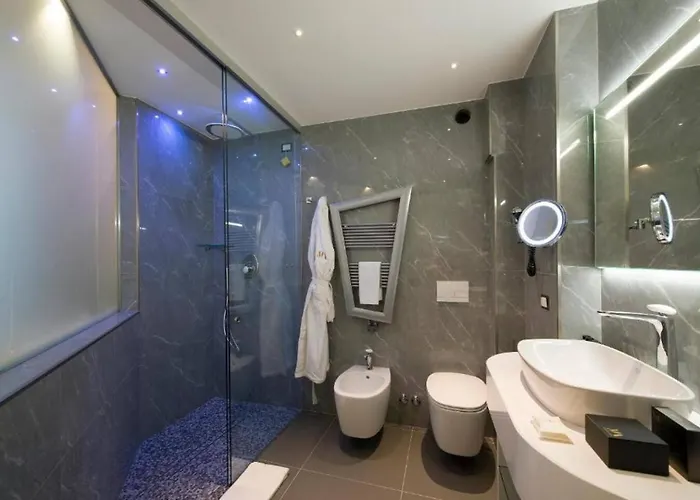 Gatto Bianco Mia ミラノ