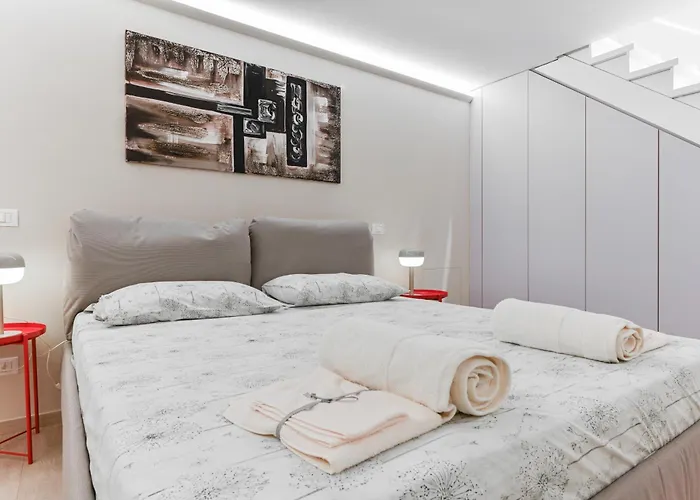 San Siro Ippodromo - Rho Fiera Elegant Two-story Loft Feriehus *