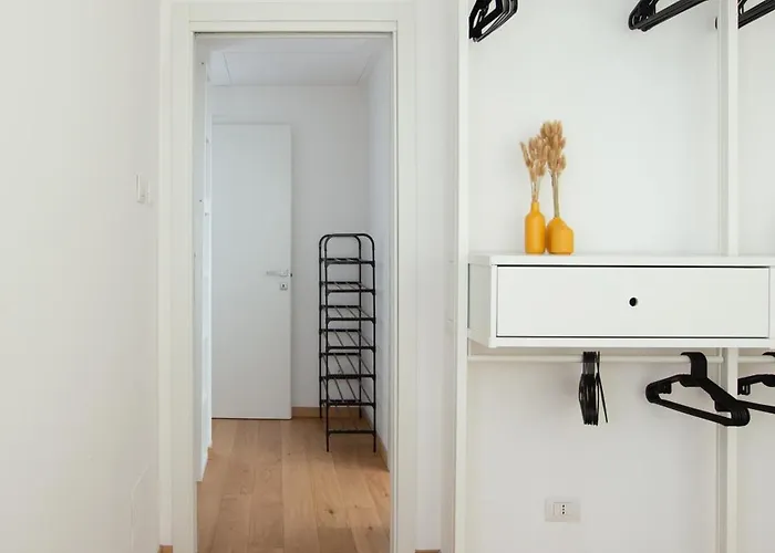 Apartman Artstay - New Exclusive Apt Near Metro M4 Milánó