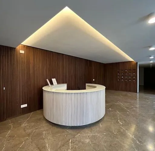 Ferienhaus Luxury Close To Citylife, Metro & Dining Mailand