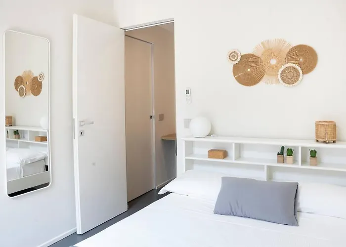 3-bedroom Design House San Babila-tricolore-m4 Milánó