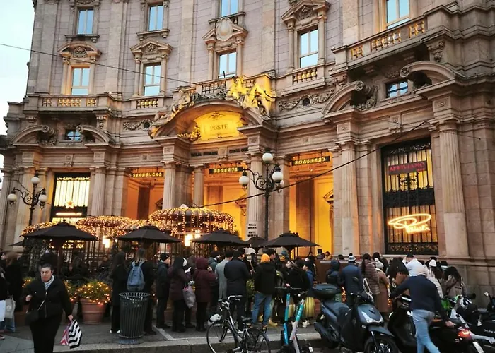 Peony House - 10 Min Duomo 밀라노