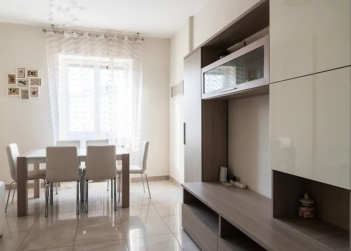 Youhosty - Populonia 10 Apartment