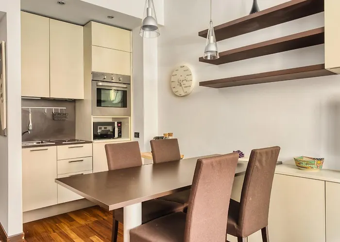 Just Urban - Strategic 1br For Duomo & Life - M1 アパート *