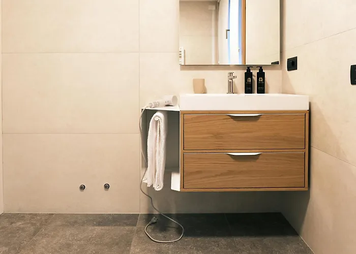 Comecasa Modern Terraced & Palestra 公寓
