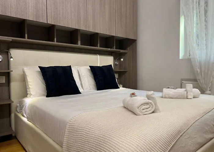 La Regina Delle Locazioni In Porta Romana 3 Appartement *