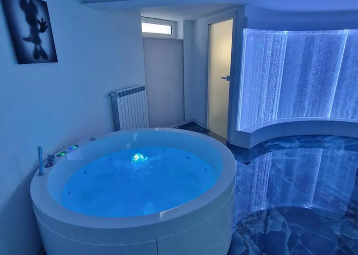 Villa The Igloo Milan