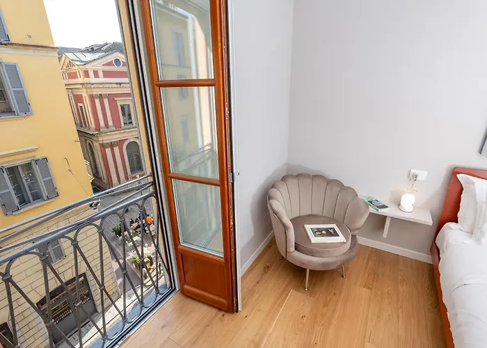 Lejlighed Luxurious & Spacious Flats In Duomo Milano