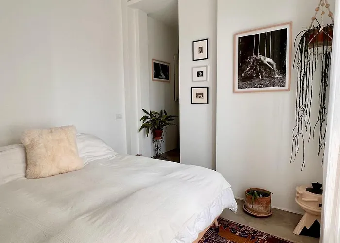 Lovely One Bedroom In Appartement Milan