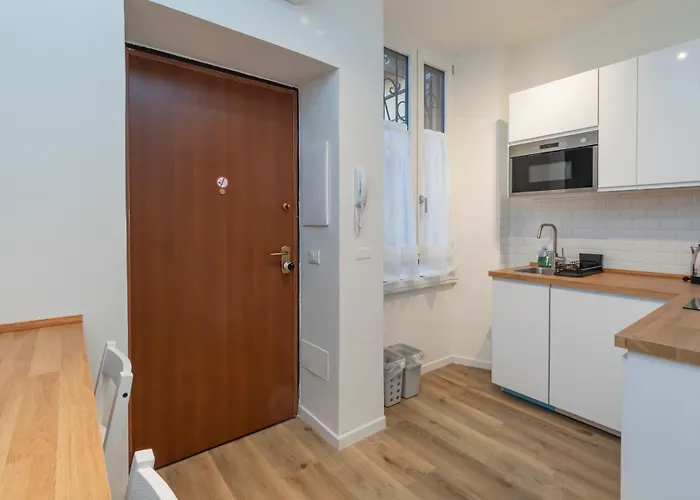 Lejlighed I Host - Pomponazzi Iris Milano