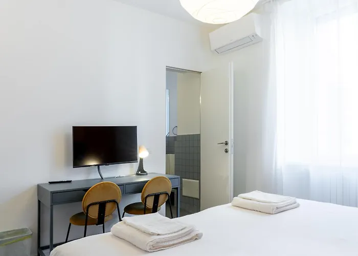 Fiorenti - New Flat In The Heart Of Navigli Apartamento *