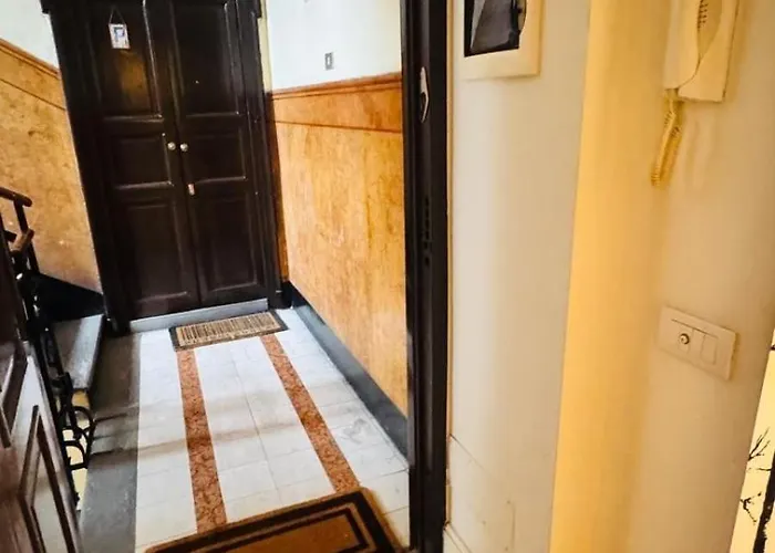 Near Station , In The Heart Of Nolo, Cozy And Quiet, 3rd Floor Without A Lift Apartmán