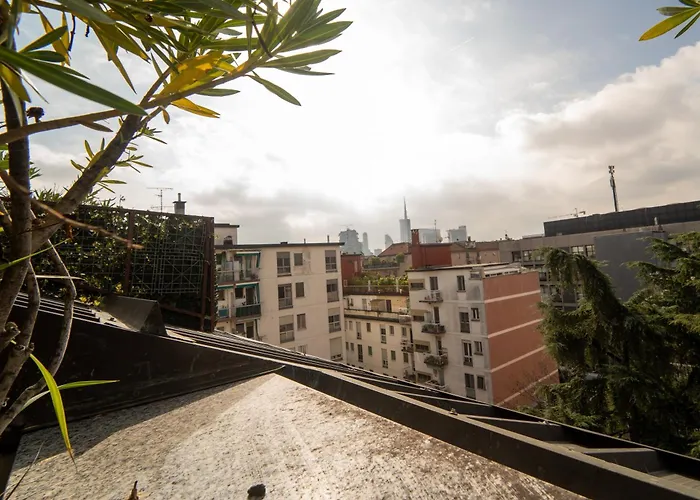 Penthouse Isola, A Few Steps From Offices Cortina 26 * ミラノ