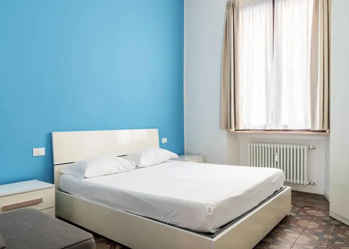 In Piazza A Isola Milano