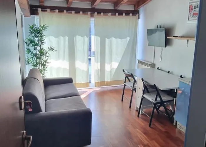 Civico288-romantic Attic Near Ieo-bocconi-f Prada Appartement *