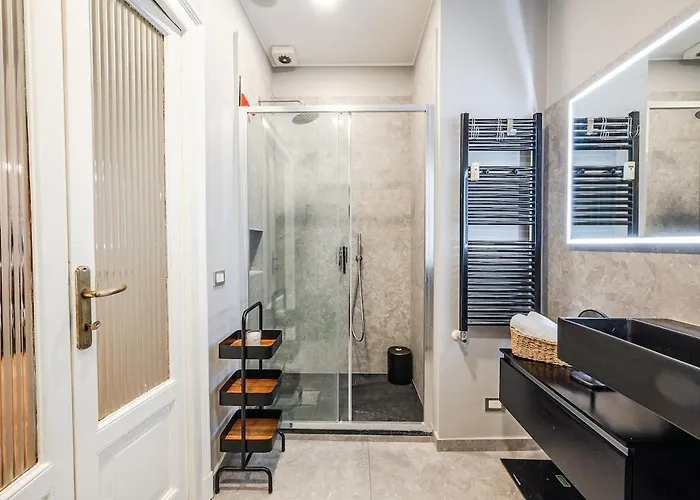 - Bilocale Design - Metropolitana - Train Apartamento