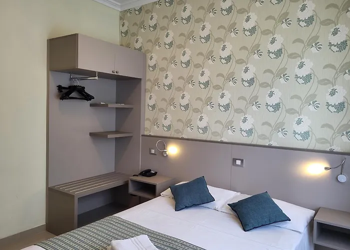 Отель Dei Fiori 3*