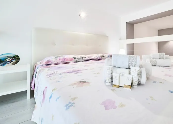 Modern Loft In Milan's Heart *