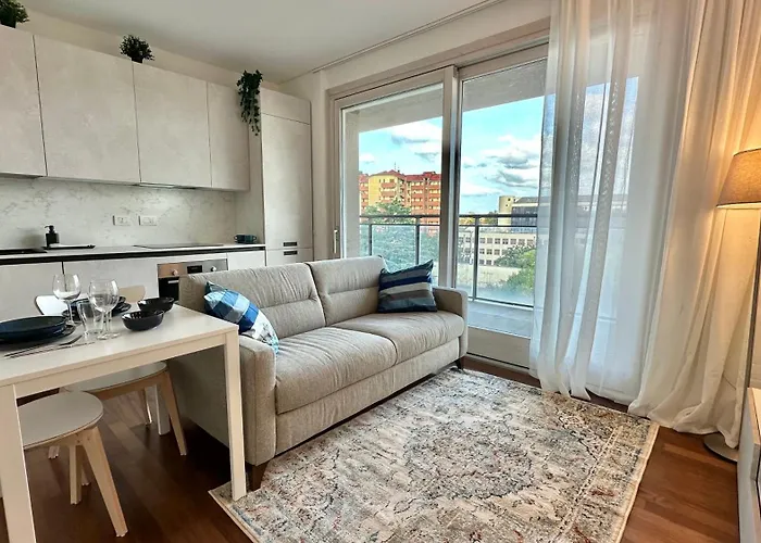 아파트 Giax Tower Premium Modern Milanese Flat With Gym Pool View & Box *