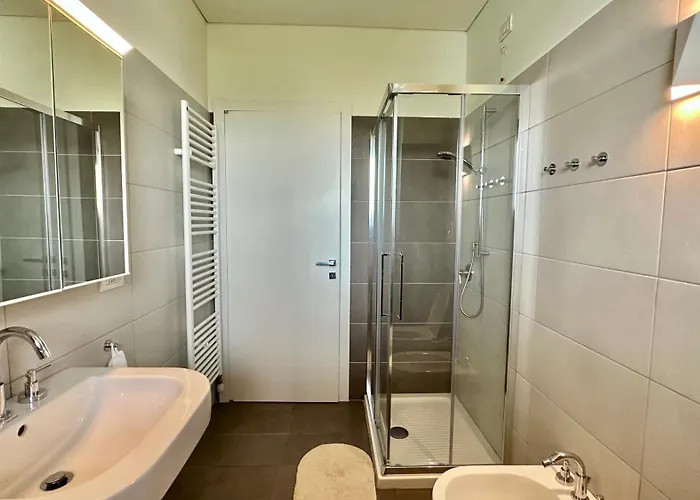 Giax Tower Premium Modern Milanese Flat With Gym Pool View & Box 아파트 밀라노
