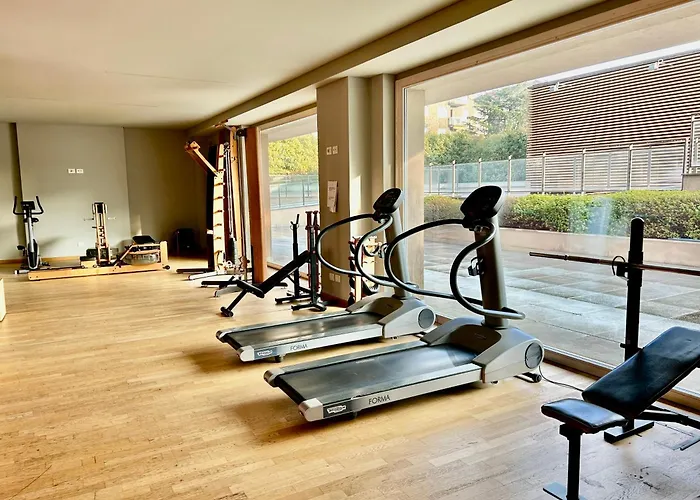 아파트 Giax Tower Premium Modern Milanese Flat With Gym Pool View & Box *