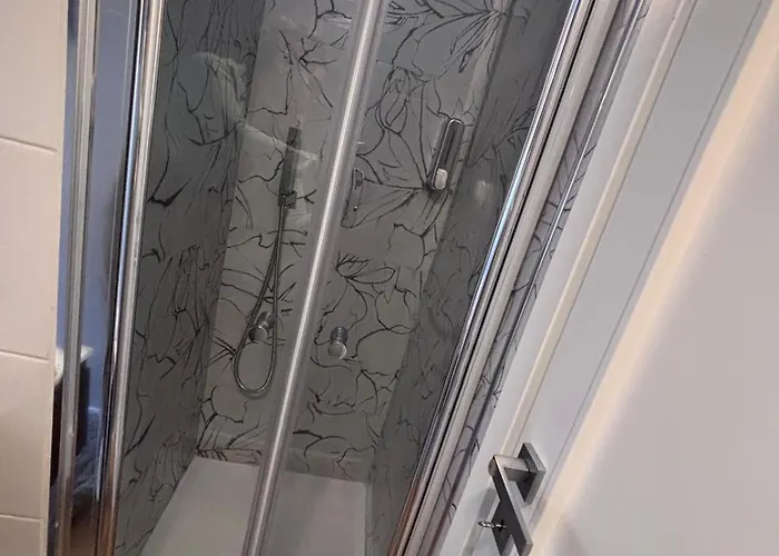La Casa Di Sole - Corso Buenos Aires - Stazione En-suit Gæstehus 4*