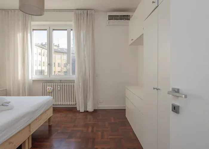 San Siro - Modern & Stylish 3 Bedroom With 2 Balconies Lotto Mm1-mm5 By Rentopolis Apartman